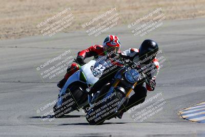 media/Mar-12-2022-SoCal Trackdays (Sat) [[152081554b]]/Turn 10 (130pm)/